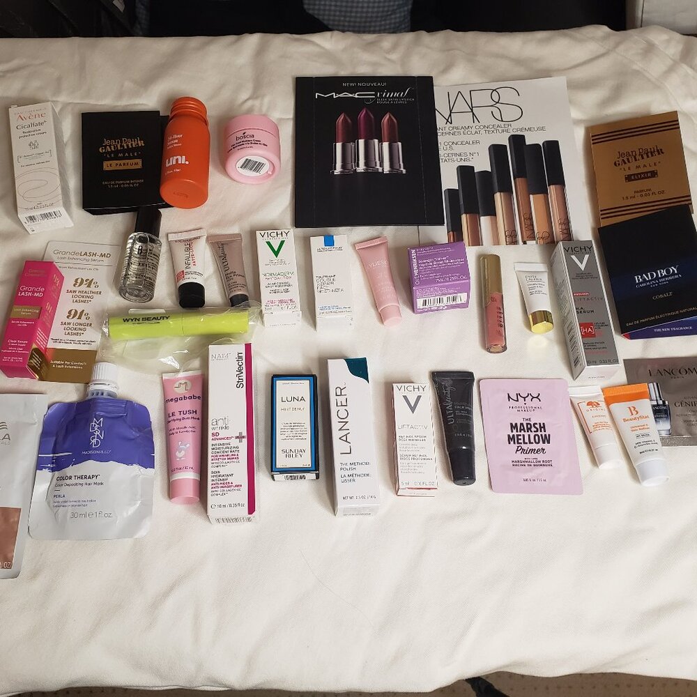 30+ Piece Lot of Cosmetics / Skin Care / Hair Care Samples Box - 30+ Items (#1)